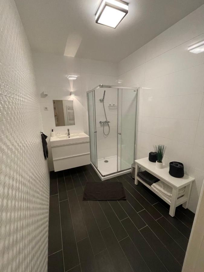 Gabica Apartman Debrecen Exterior foto
